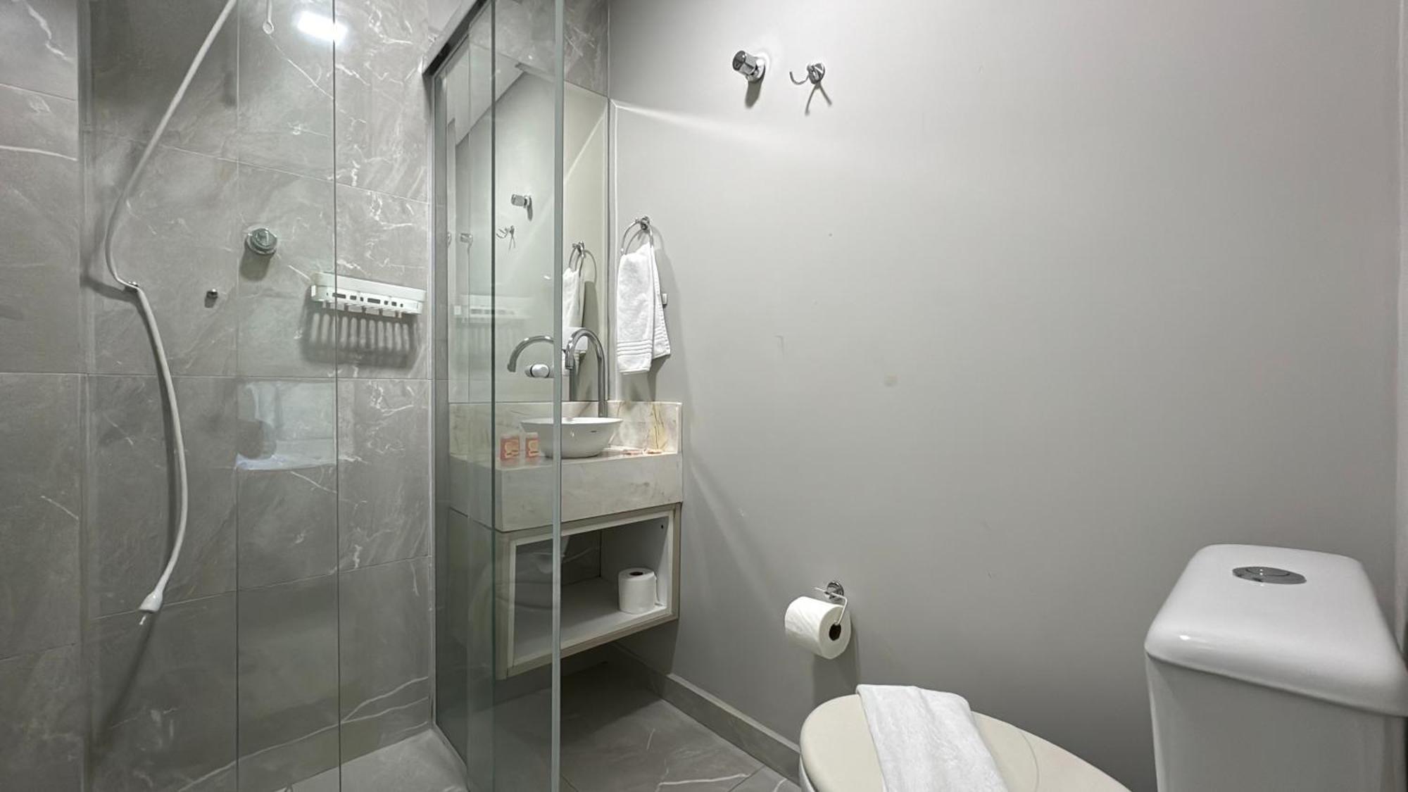4- Casal. Otima Localizacao Apartment *